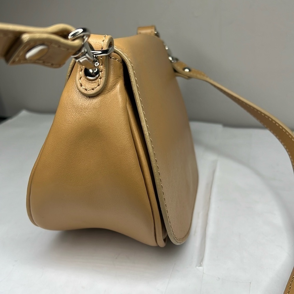 Jane August Camel Tan Brown Leather Crossbody Bag - Picture 3 of 11